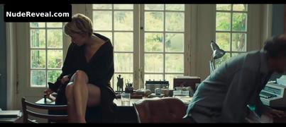 LEA SEYDOUX nude in Tromperie