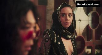 AUBREY PLAZA nude in Agatha All Along