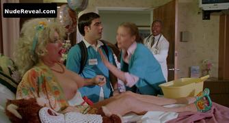 MAMIE VAN DOREN nude in Slackers