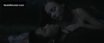 ESTER EXPOSITO nude in Lost in the Night