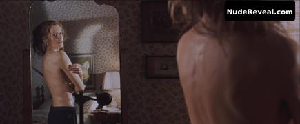 GEENA DAVIS nude in The Long Kiss Goodnight