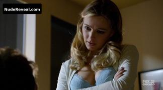 BOJANA NOVAKOVIC nude in Rake