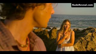 MADELYN CLINE nude in Outer Banks