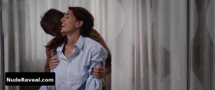 CATERINA MURINO nude in Toute ressemblance...