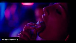 CAROLINA TORRES nude in O Clube
