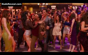 SOUNDARYA SHARMA nude in Housefull 4