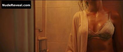 SERENAY SARIKAYA nude in Shahmaran
