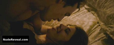 MARISA TOMEI nude in The Lincoln Lawyer