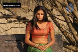 PRIYAMANI nude in Pravarakyudu