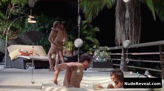 SOPHIE GOMEZ nude in Love on a Weekend
