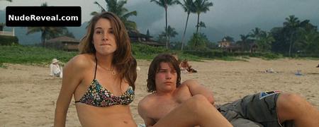 SHAILENE WOODLEY nude in The Descendants