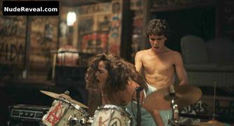 ADRIA ARJONA nude in Los Frikis