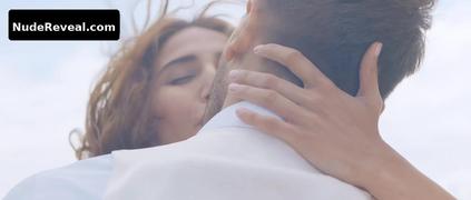 VAANI KAPOOR nude in Carefree