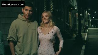 SAMARA WEAVING nude in SMILF