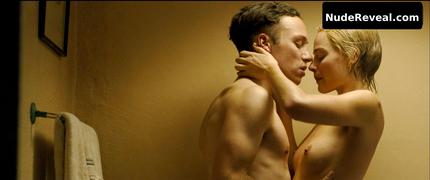 MARGOT ROBBIE nude in Dreamland