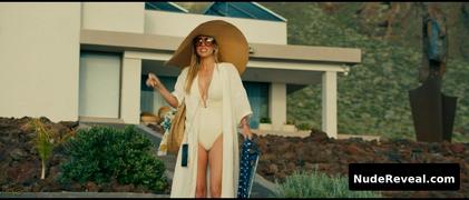 KIRA MIRO nude in I Hate Summer