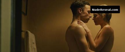 MARGOT ROBBIE nude in Dreamland