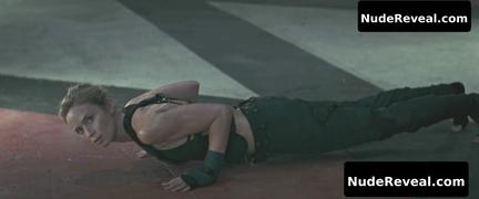 EMILY BLUNT nude in Edge Of Tomorrow