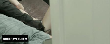 ZOE VOSS nude in Starlet