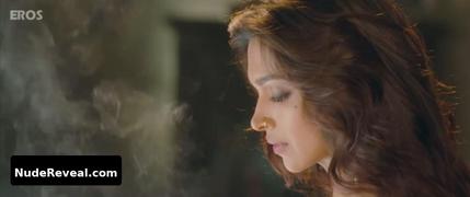 DEEPIKA PADUKONE nude in Ramleela