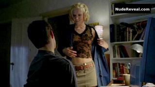 DOMINIQUE SWAIN nude in Devour