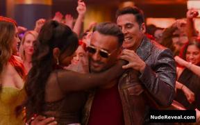 SOUNDARYA SHARMA nude in Housefull 4