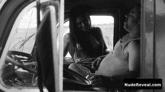 CLARA SORIA nude in Magnifica 70