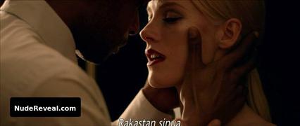 LAURA BIRN nude in Void