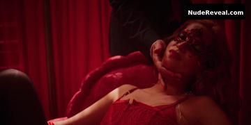 JULIA PALHA nude in O Clube