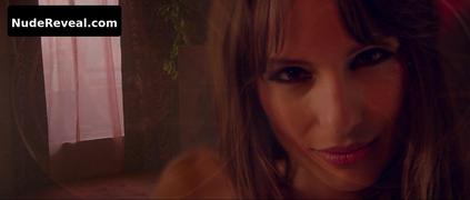 CAROLINA ARDOHAIN nude in Desire