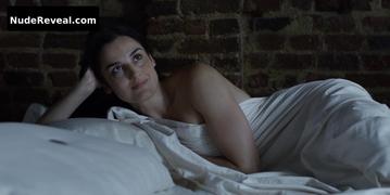 KATE LYN SHEIL nude in House of Cards