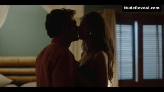 ESTER EXPOSITO nude in Bandidos