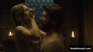 ITZIAR ITUNO nude in La casa de papel