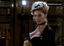 COLLEEN CAMP nude in Clue