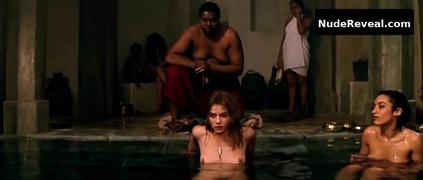 NASTASSJA KINSKI nude in Harem