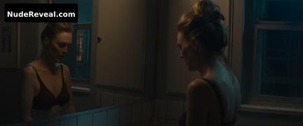 JULIANNE MOORE nude in Gloria Bell