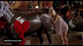 MICHELLE HUNZIKER nude in Natale A Beverly Hills