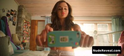 JOEY KING nude in The Kissing Booth 2