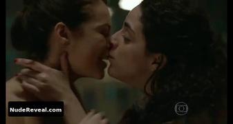 PAOLLA OLIVEIRA nude in Felizes para Sempre?