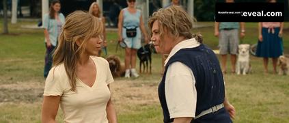 JENNIFER ANISTON nude in Marley & Me