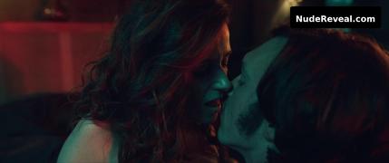 AGNIESZKA GROCHOWSKA nude in How I Fell in Love with a Gangster