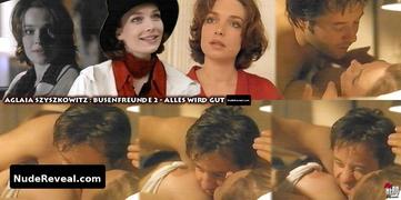 AGLAIA SZYSZKOWITZ nude in Busenfreunde 2 - Alles wird gut!