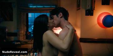 PAULINE CHALAMET nude in The Sex Lives of College Girls