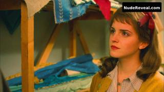 EMMA WATSON nude in My Week with Marilyn