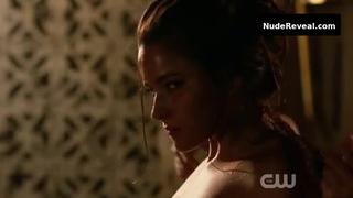 RHIANNON FISH nude in The 100