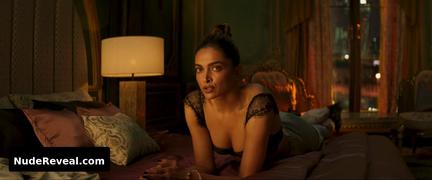 DEEPIKA PADUKONE nude in Pathan