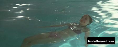 NATALIE PORTMAN nude in Garden State