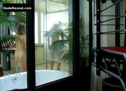 JULIA BRENDLER nude in Auf eigene Gefahr