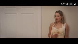 KELLI BERGLUND nude in Wallbanger