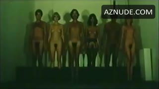 LINA ROMAY nude in Confesiones Intimas De Una Exhibicionista